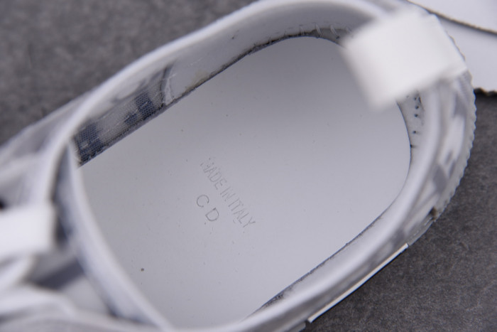 DR B23 Low Top  Oblique Blue White