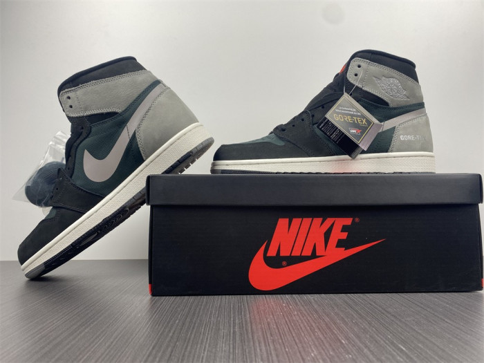 Jordan 1 Retro High Element Gore-Tex Black Particle Grey  DB2889-001