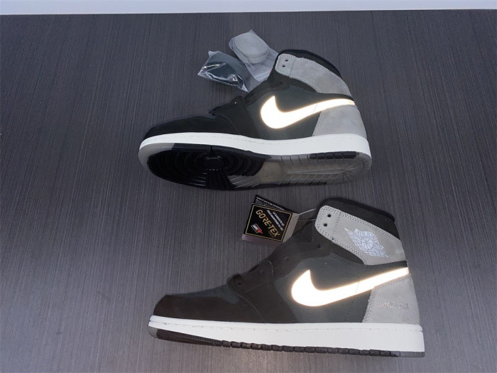 Jordan 1 Retro High Element Gore-Tex Black Particle Grey  DB2889-001
