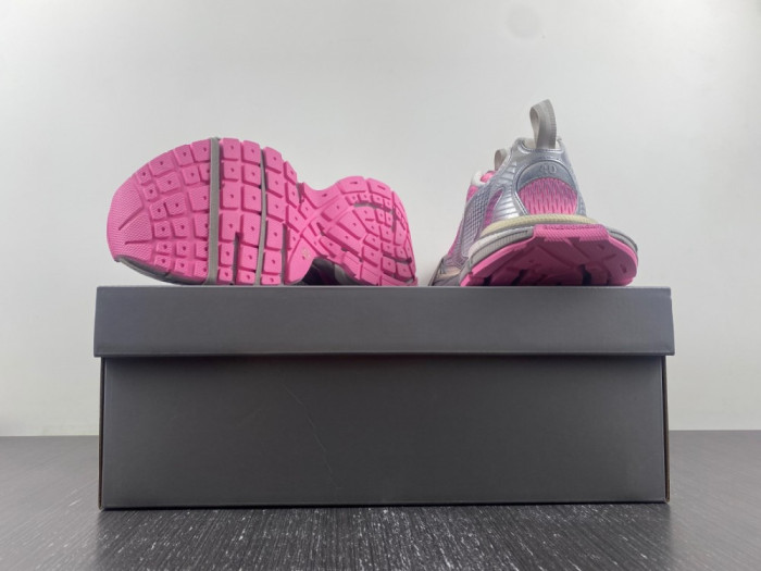 Ba*len*cia*ga phantom sneaker  744734 w3xl5 9050