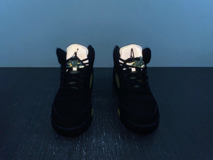 A Ma Maniére x Air Jordan 5 “Black”  FD1330-001