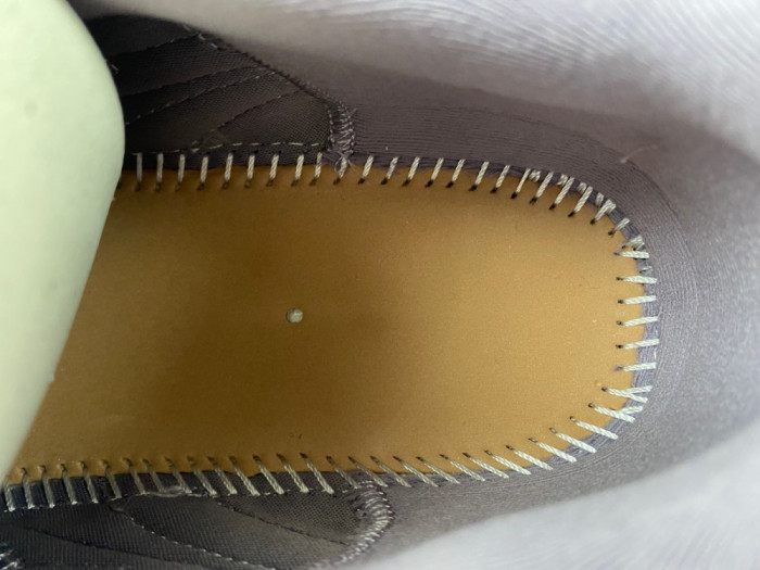 BLCG DEFENDER SNEAKER  685613 W2RAM5500