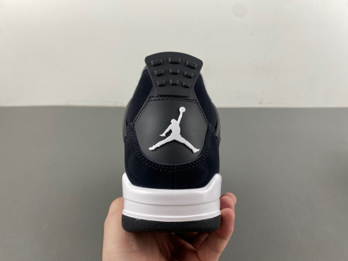 Air Jordan 4 Retro White Thunder  FQ8213-001