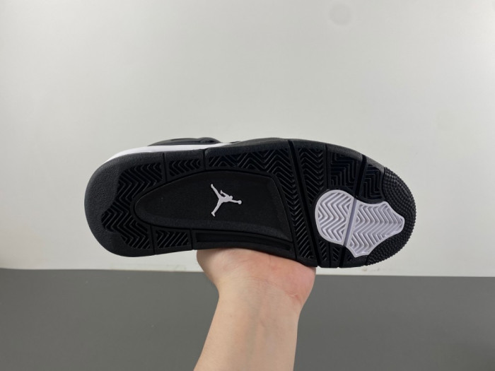 Air Jordan 4 Retro White Thunder  FQ8213-001
