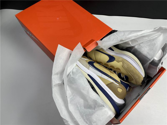 Nike Vaporwaffle sacai Sesame Blue Void  DD1875-200