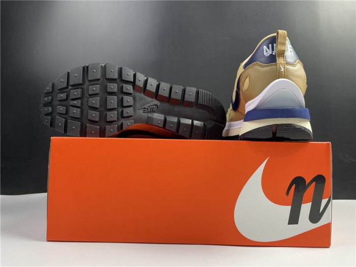 Nike Vaporwaffle sacai Sesame Blue Void  DD1875-200