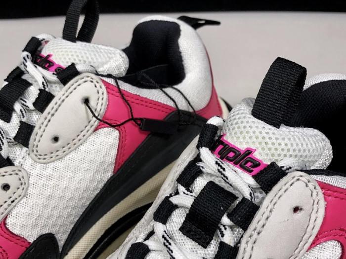 BLCG Triple S Neon Pink 2019  524039 W09O6 5671