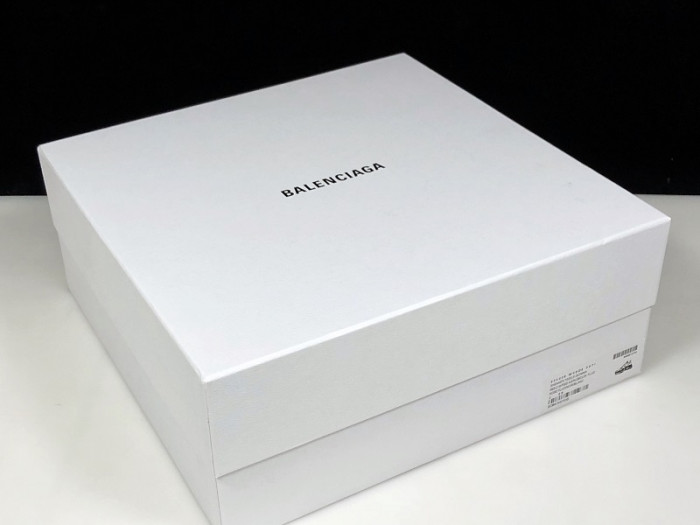 BLCG Triple S Neon Pink 2019  524039 W09O6 5671