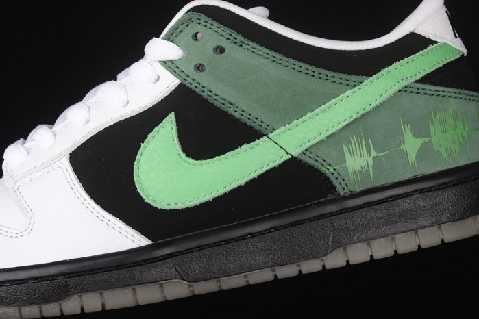 Nike SB Dunk Low C&K  313170-031