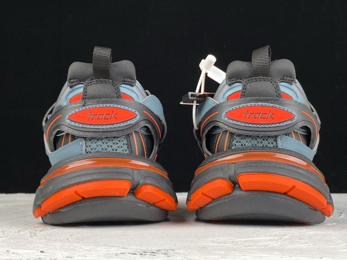 BLCG Track  542436 W2LA1 4229