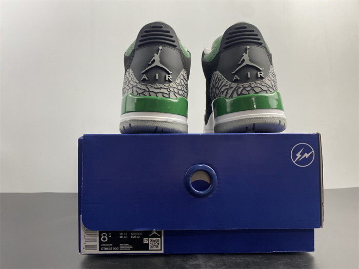 Air Jordan 3 “Pine Green”  CT8532-030