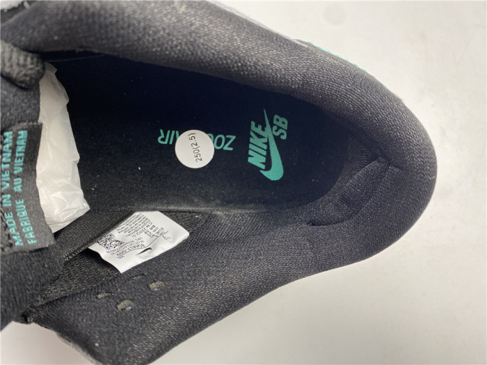 Nike SB Dunk Low atmos Elephant  BQ6817-009