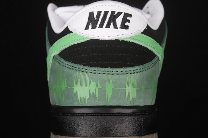 Nike SB Dunk Low C&K  313170-031