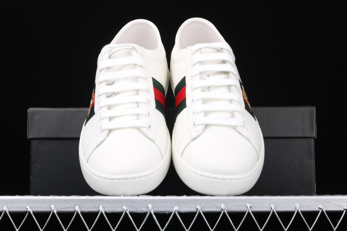 G*u*i ace embroidered low-top sneaker white with bee  ‎429446 02jp0 9064