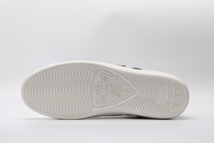 G*u*i low-top sneaker