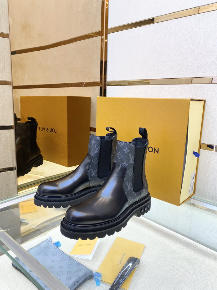 LOUS VUITON  BOOTS