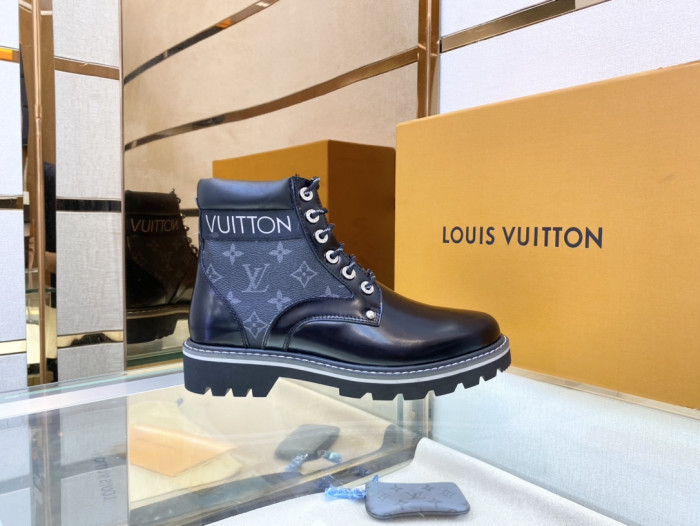 LOUS VUITON  BOOTS