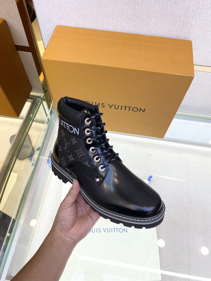 LOUS VUITON  BOOTS