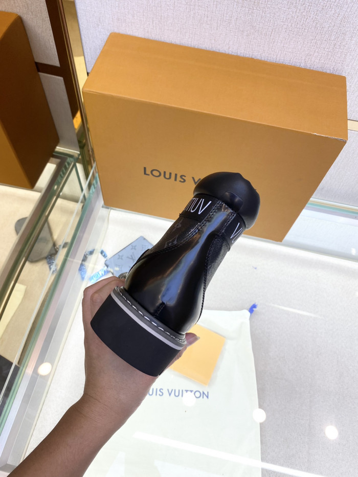 LOUS VUITON  BOOTS
