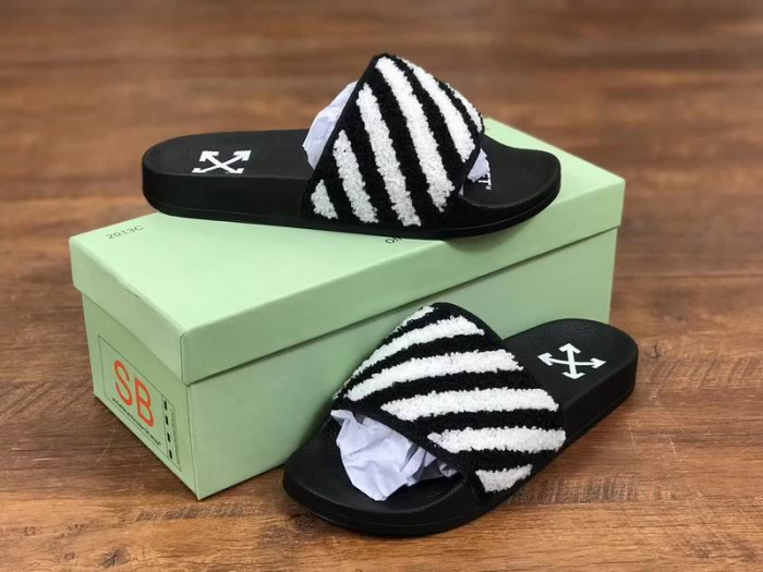 OFF-WHITE  SLIPPERS