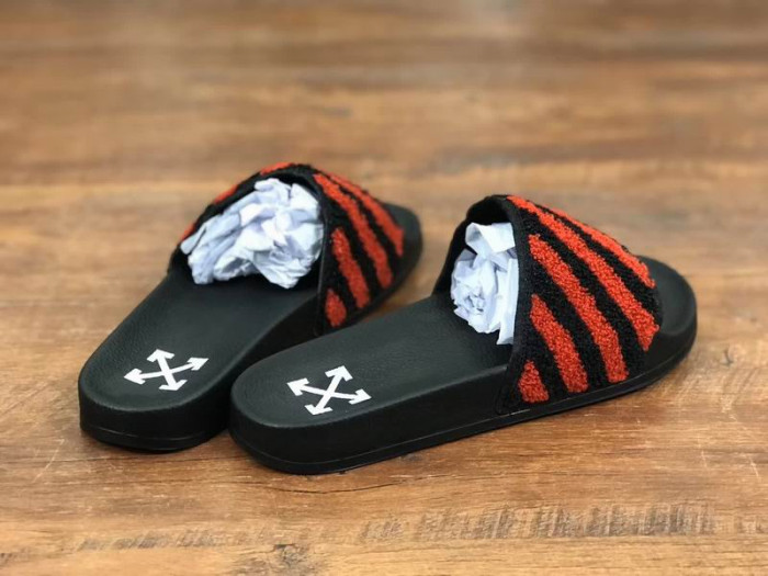 OFF-WHITE  SLIPPERS