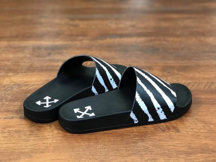 OFF-WHITE  SLIPPERS